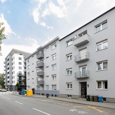 Ferienwohnung Bright And Modern Studio Near City Center Zagreb Exterior foto