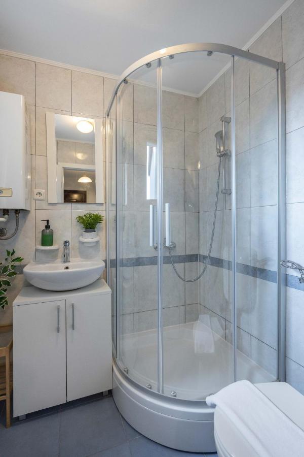 Ferienwohnung Bright And Modern Studio Near City Center Zagreb Exterior foto